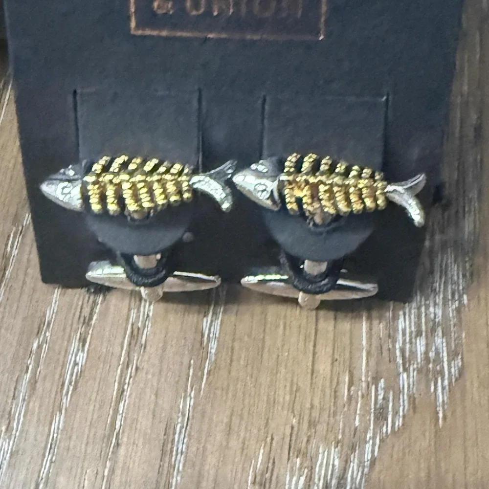 14th & Union Fish Skeleton Cufflinks Gold Tone Silver Mens Bullet Back Novelty